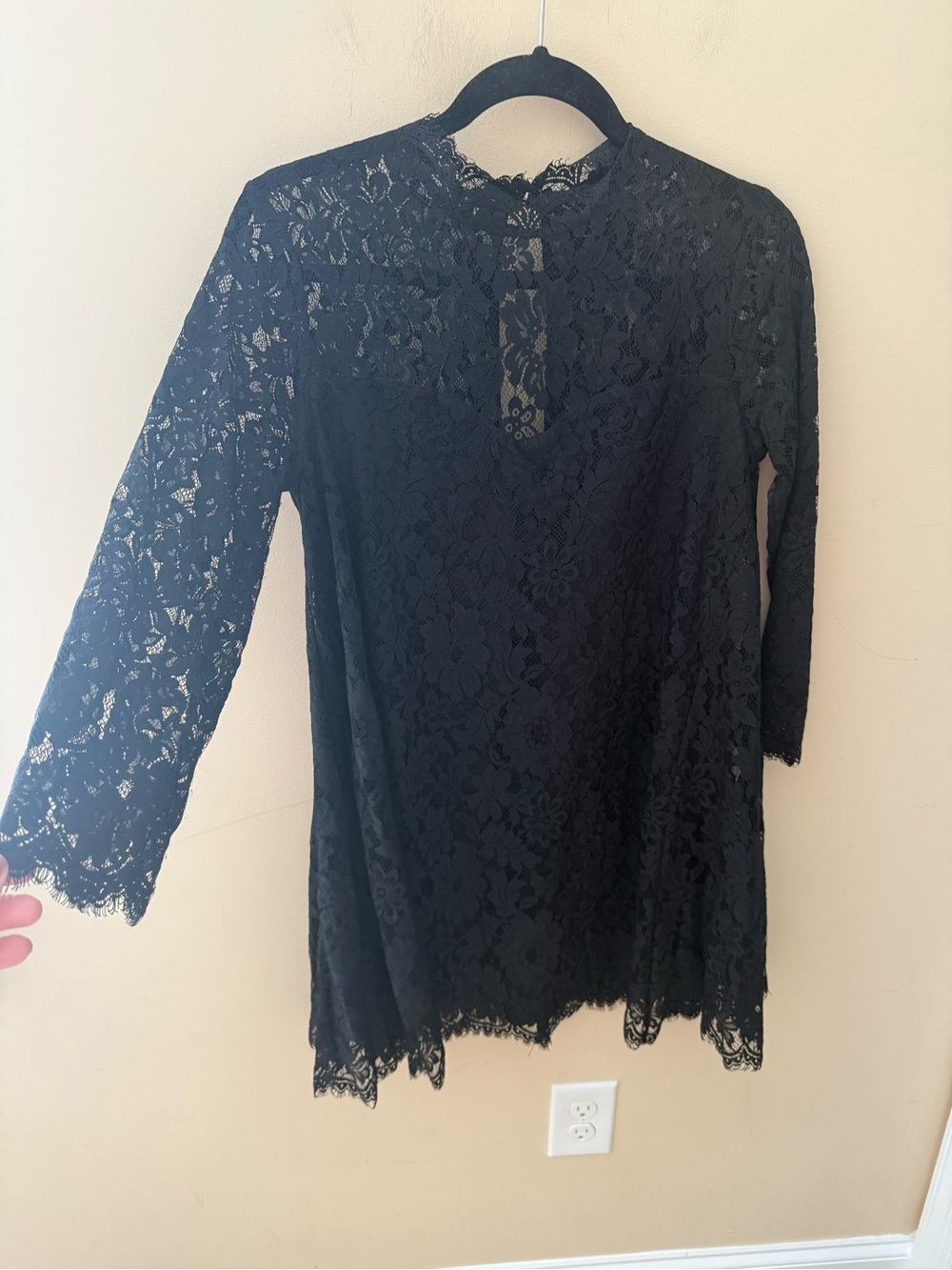 Show Me Your Mumu Lindy Lace Dress LBD size medium